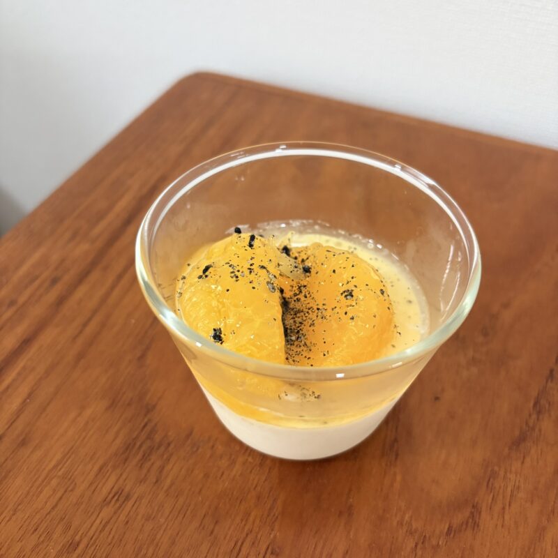 柑橘系とはちみつで和えた手作りケフィア